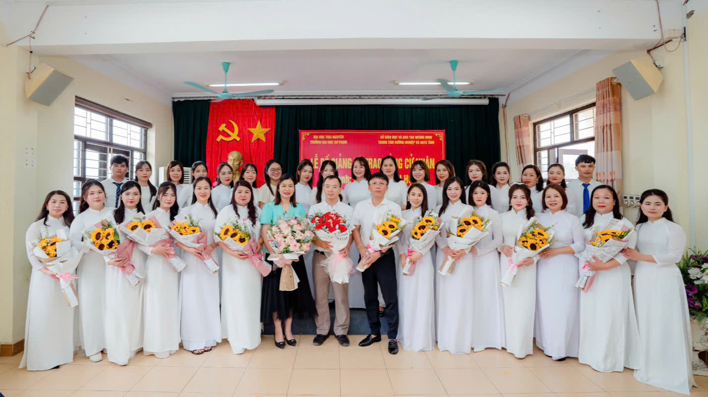 Ảnh Lễ bế giảng 5