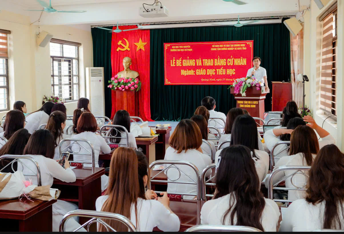 Ảnh lễ Bế giảng